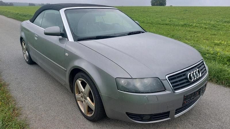 Grau Gebraucht 2004 Audi A4 Cabriolet Cabrio | 1.400 € (Superpreis) - Bild 1/4