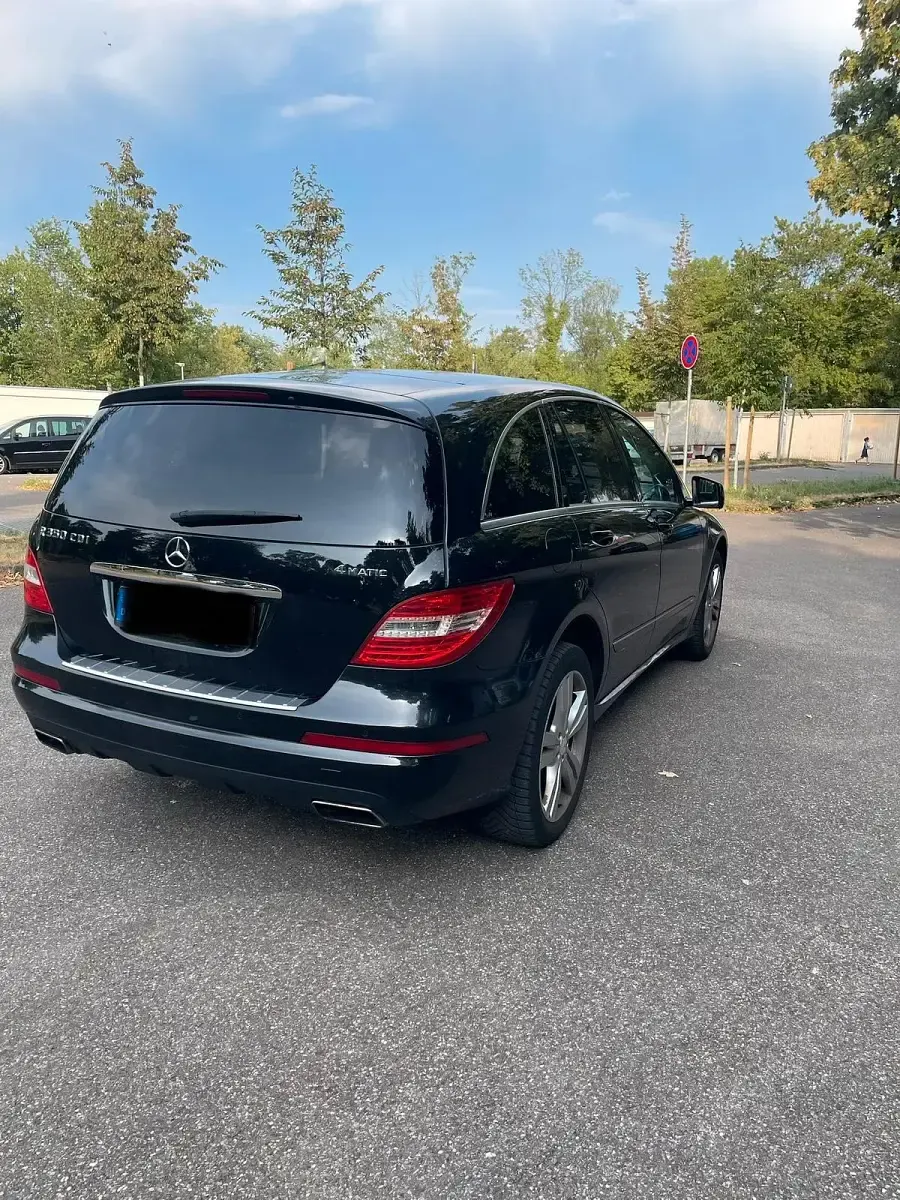 Gebraucht Mercedes R350 265 PS (194 kW) 2013 Schwarz Kombi