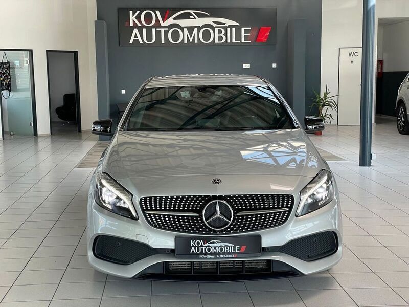 Silber Gebraucht 2017 Mercedes A220 Sportline Limousine | 19.900 € - Bild 1/4