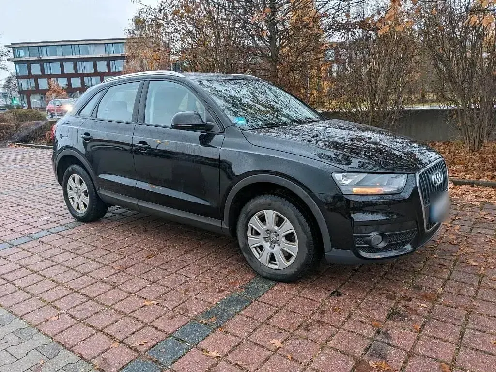Usata Audi Q3 140 CV (102 kW) 2013 Nero SUV