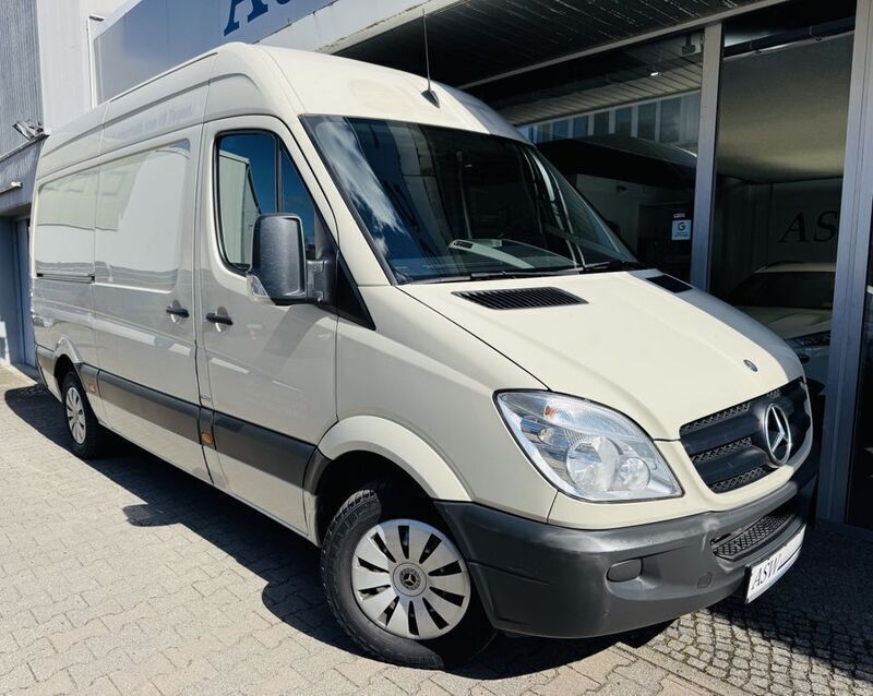 Grau Gebraucht 2013 Mercedes Sprinter Van | 13.980 € (Fairer Preis) - Bild 1/4