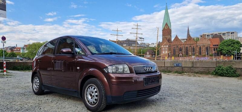 Braun Gebraucht 2001 Audi A2 Kleinwagen | 3.900 € (Fairer Preis) - Bild 1/4