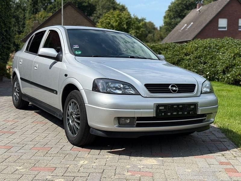 Silber Gebraucht 2003 Opel Astra Limousine | 1.500 € (Fairer Preis) - Bild 1/4
