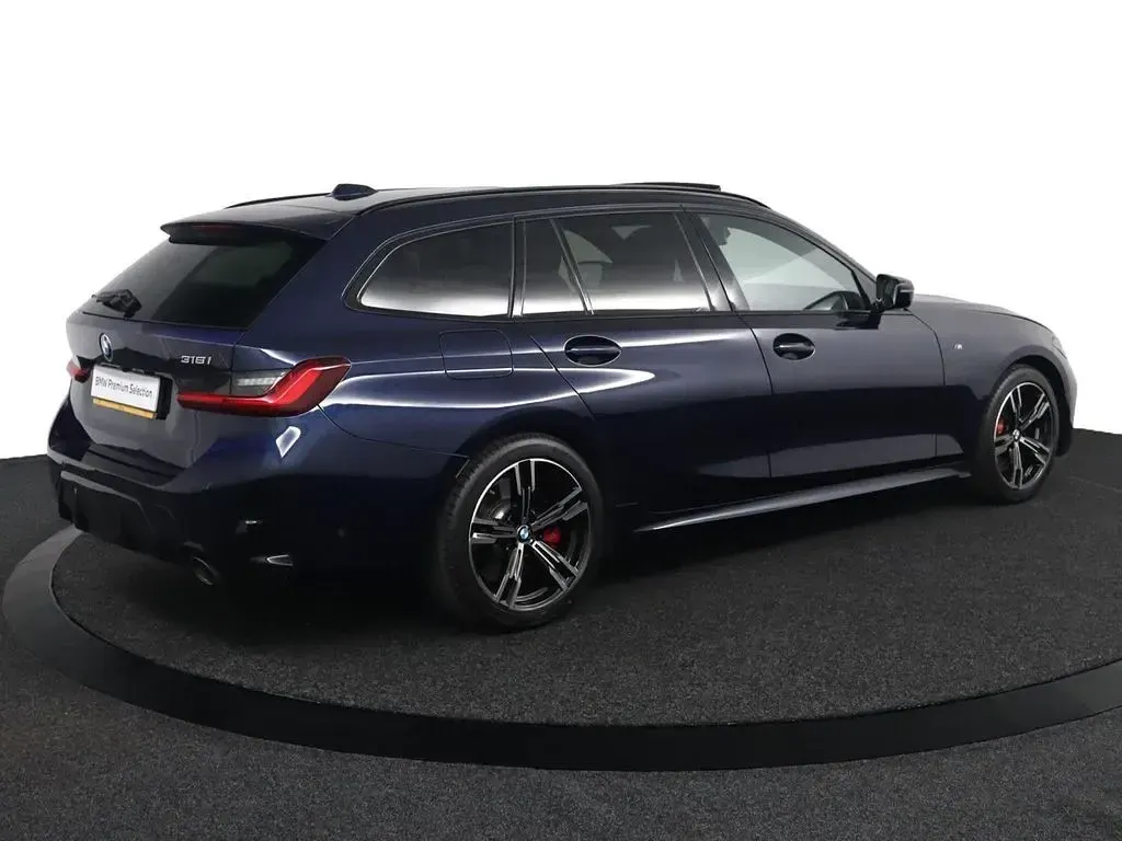 Gebraucht BMW 318 M Sport 156 PS (114 kW) 2025 Blau Kombi