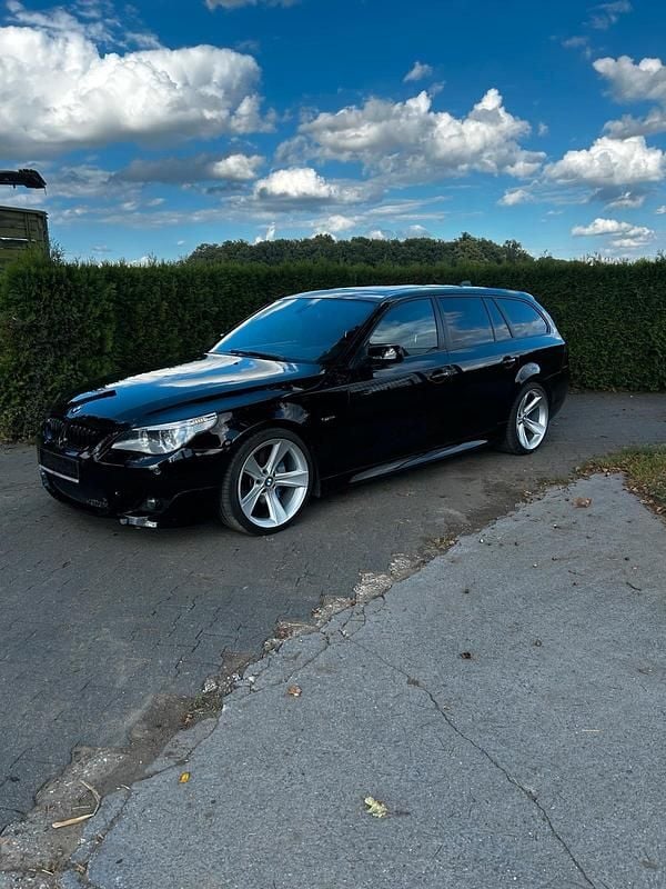 Gebraucht 2006 BMW 535 M Sport Kombi | 10.715 € (Teuer) - Bild 1/4