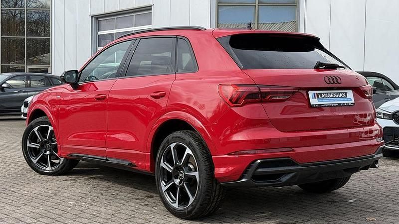 Gebraucht Audi Q3 S-Line 245 PS (180 kW) 2022 Rot SUV