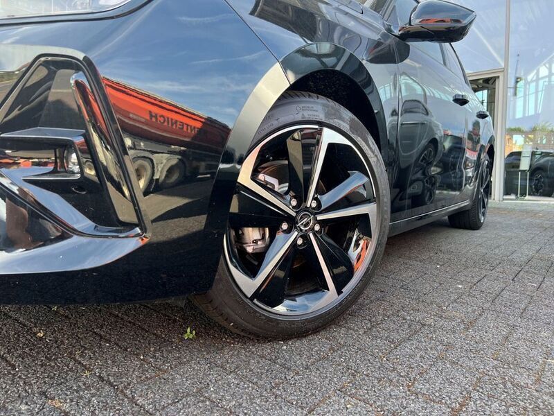 Gebraucht Opel Astra GS Line 131 PS (96 kW) 2024 Schwarz Limousine
