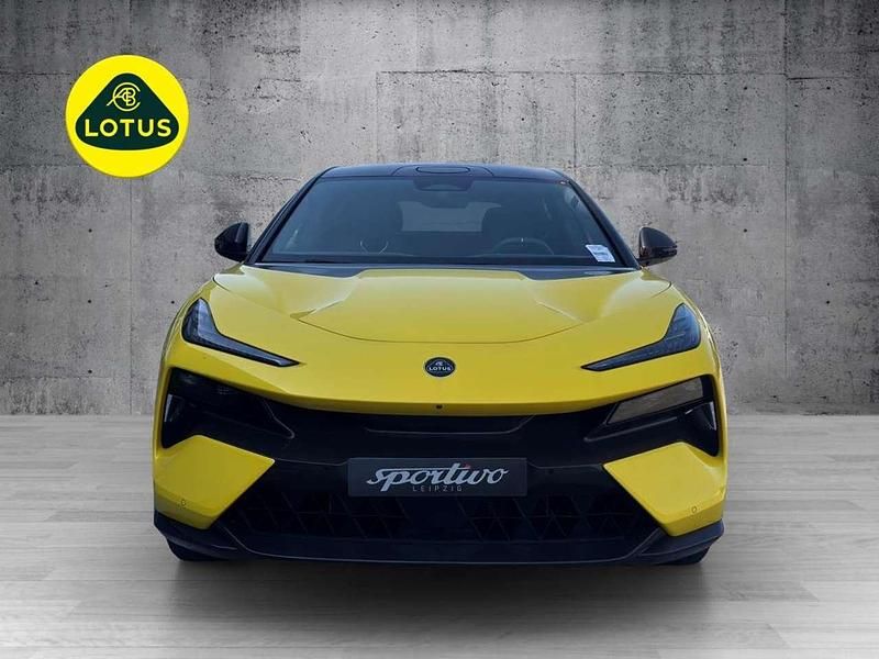 Neu Lotus Eletre 675 kW (918 PS) 2025 Gelb (solar yellow) SUV