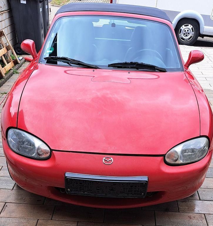 Second-hand Mazda MX5 110 CP (80 kW) 1999 Roșu Cabrio
