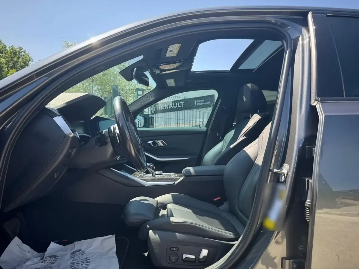 Gebraucht BMW 330 M Sport 2021 Grau Limousine