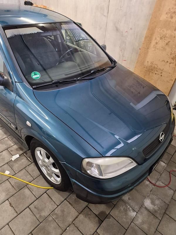 Gebraucht Opel Astra 100 PS (73 kW) 2001 Grün Limousine