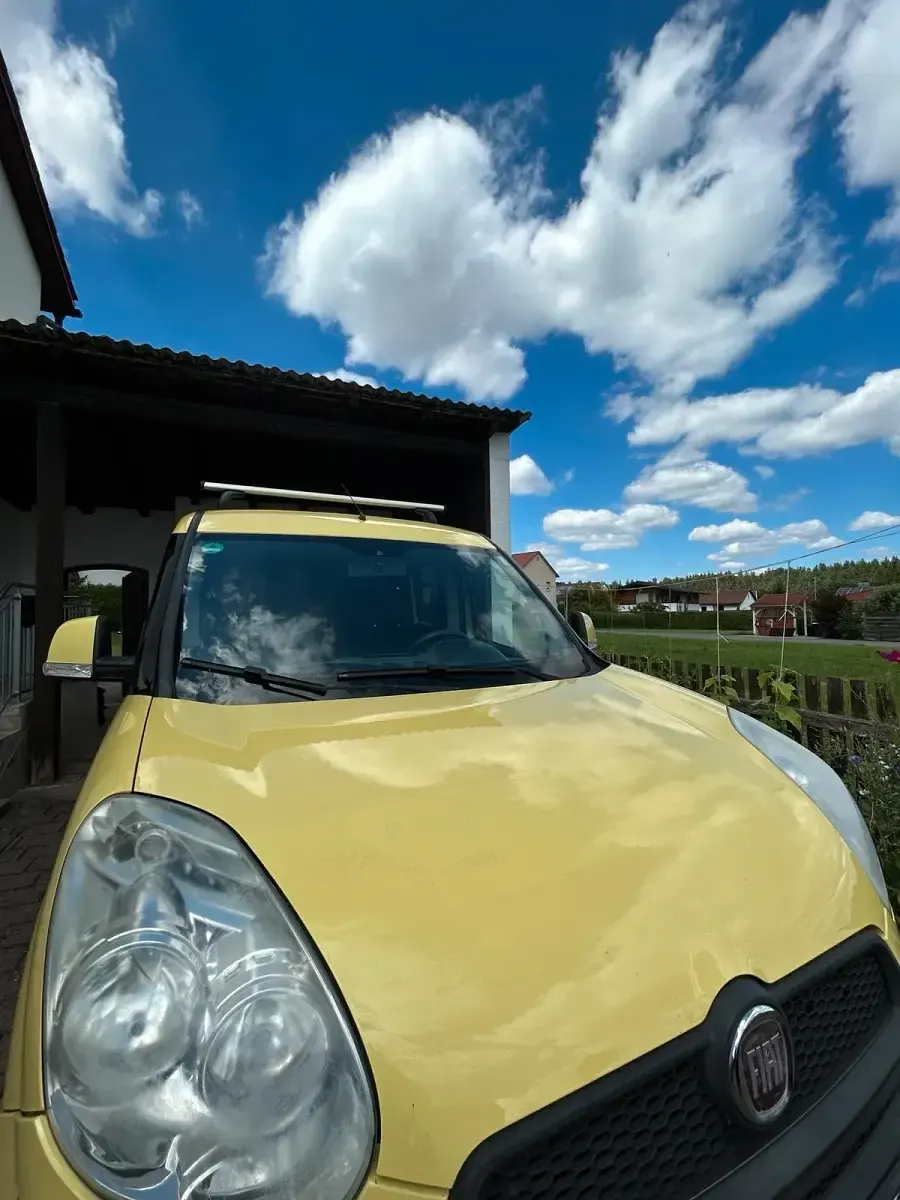 Gebraucht Fiat Doblò 105 PS (77 kW) 2013 Gelb Van / Kleinbus