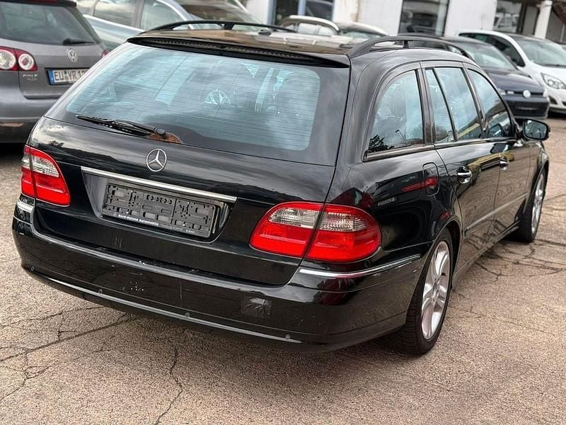 Gebraucht Mercedes E320 Avantgarde 224 PS (164 kW) 2007 Schwarz Kombi