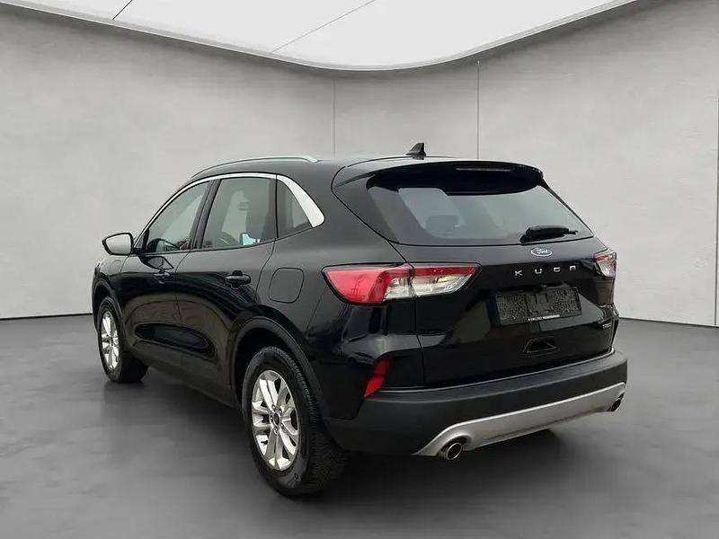 Gebraucht Ford Kuga Titanium 224 PS (164 kW) 2022 Agate black metallic SUV