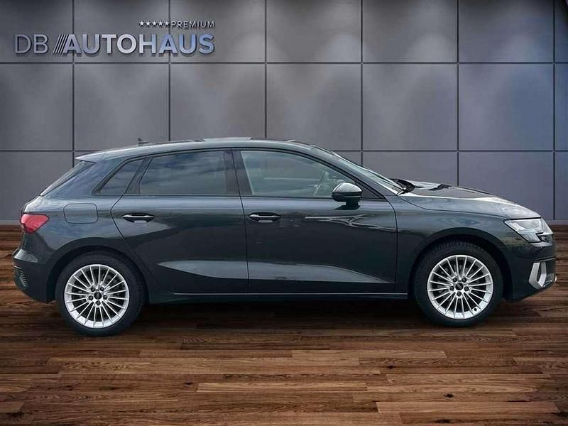 Second-hand Audi A3 Advanced Plus 110 CP (80 kW) 2023 Gri Berlinǎ