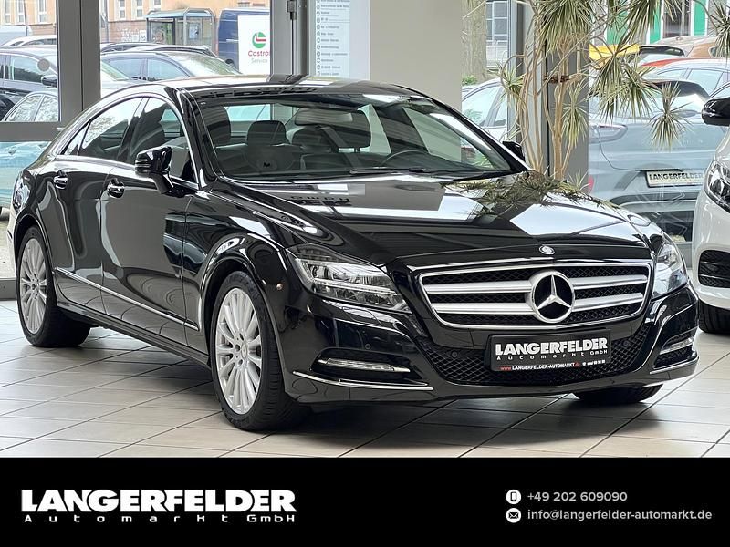 Obsidianschwarz metalliclack Gebraucht 2015 Mercedes CLS250 Limousine | 25.999 € (Fairer Preis) - Bild 1/4