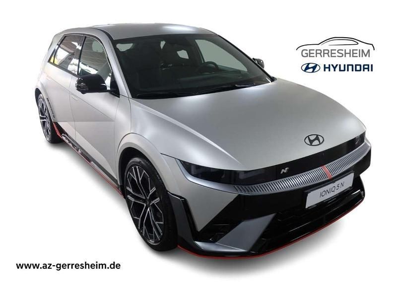 Gravity gold / mat Gebraucht 2025 Hyundai Ioniq 5 SUV | 63.987 € (Etwas zu teuer) - Bild 1/4