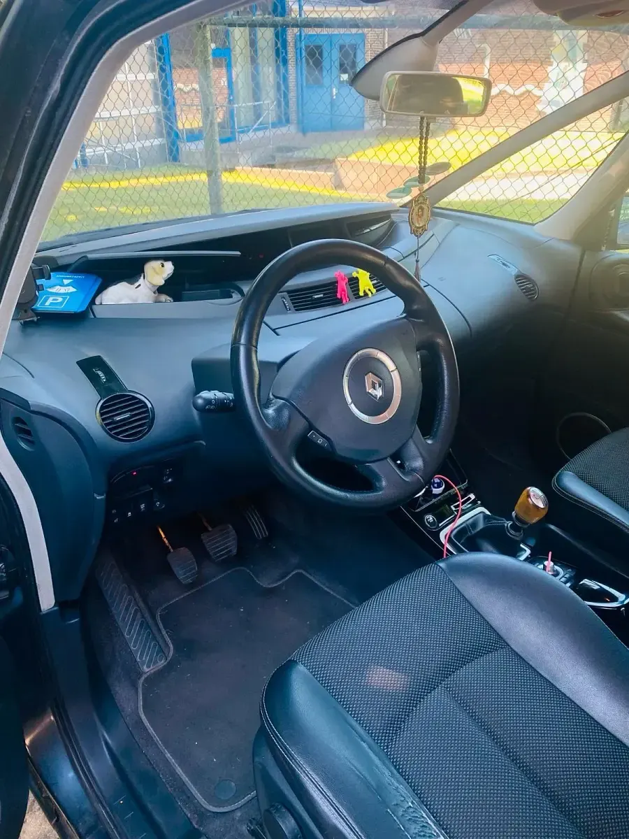 Gebraucht Renault Espace 150 PS (110 kW) 2012 Van / Kleinbus