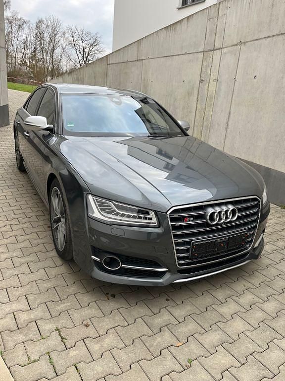 Gebraucht Audi S8 Sport 519 PS (381 kW) 2017 Grau Limousine
