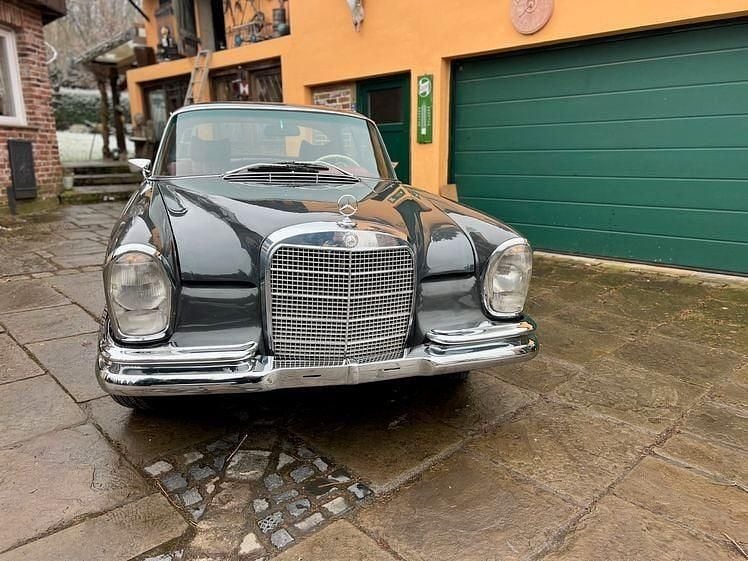 Gebraucht Mercedes W111 SE 160 PS (117 kW) 1969 Grau Coupé