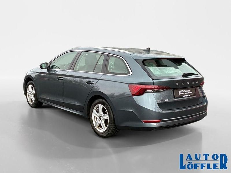 Second-hand Skoda Octavia Style 150 CP (110 kW) 2022 Gri Break