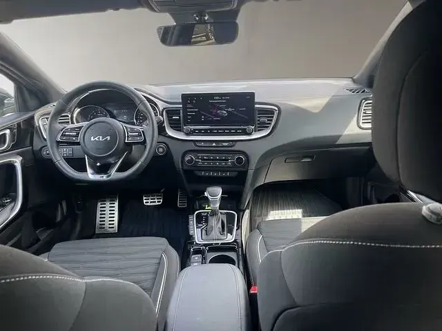 Gebraucht Kia ProCeed GT-Line 160 PS (117 kW) 2022 Schwarz Kleinwagen