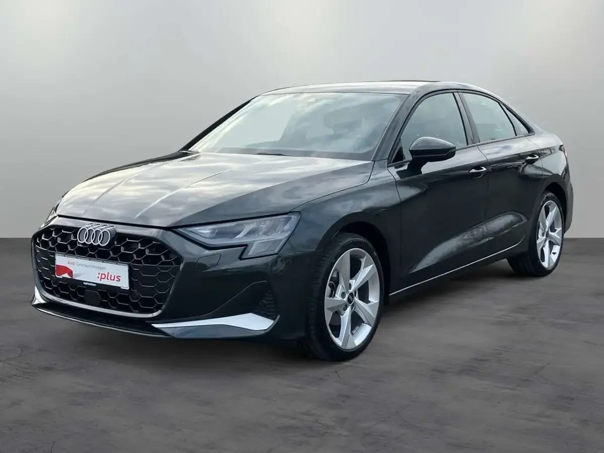 Gebraucht Audi A3 Advanced Plus 150 PS (110 kW) 2025 Manhattangrau metallic Limousine