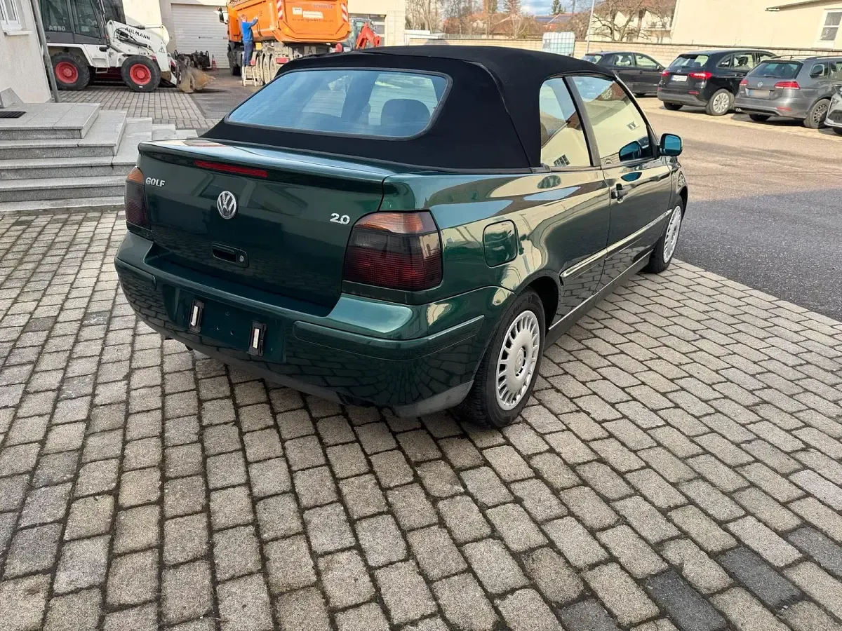 Gebraucht VW Golf 115 PS (84 kW) 2000 Grün Cabrio
