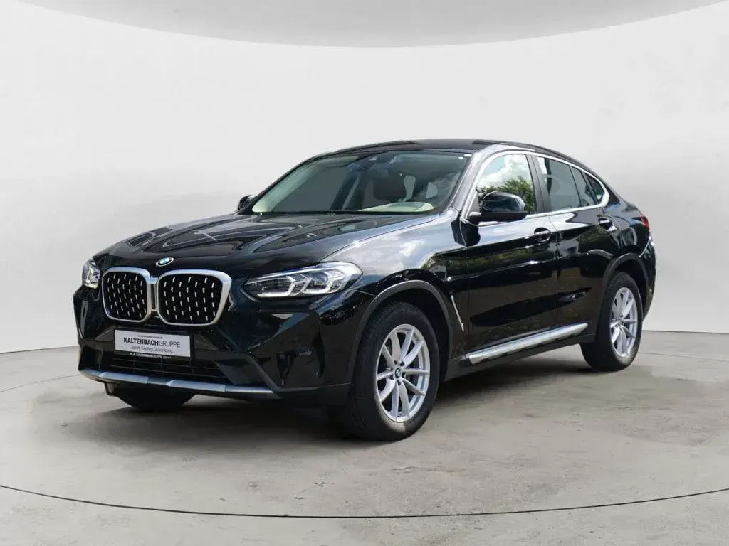 Gebraucht BMW X4 Performance 184 PS (135 kW) 2022 Schwarz SUV