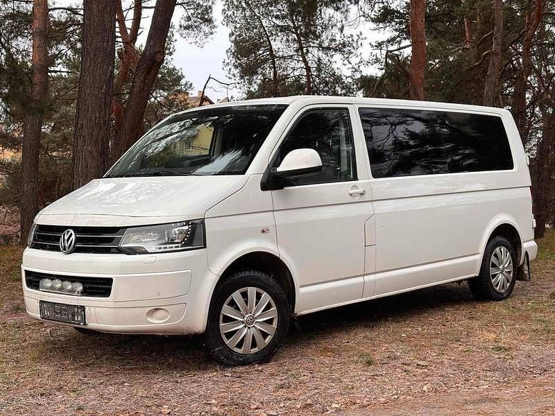 Weiß Gebraucht 2012 VW Caravelle Van / Kleinbus | 8.350 € - Bild 1/4