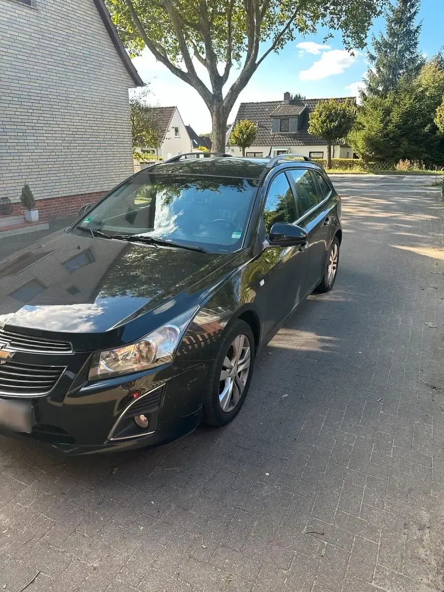 Gebraucht Chevrolet Cruze 163 PS (119 kW) 2013 Schwarz Kombi