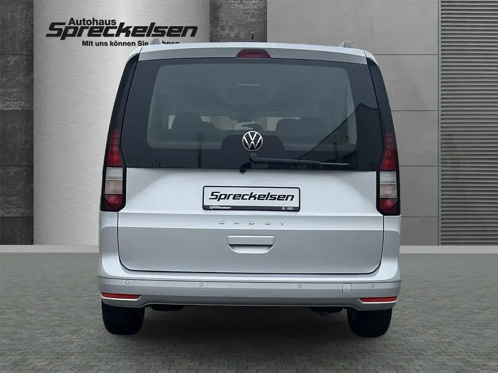 Gebraucht VW Caddy Maxi Life 122 PS (89 kW) 2025 Silber Van / Kleinbus