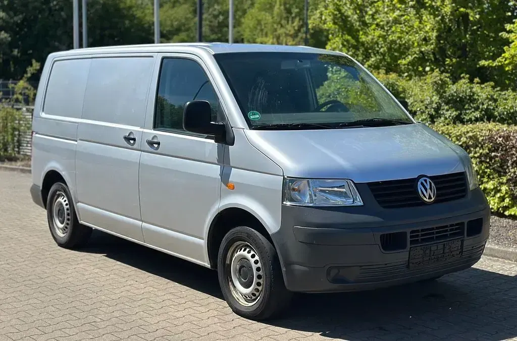 Second-hand VW Transporter 102 CP (75 kW) 2004 Argintiu Van