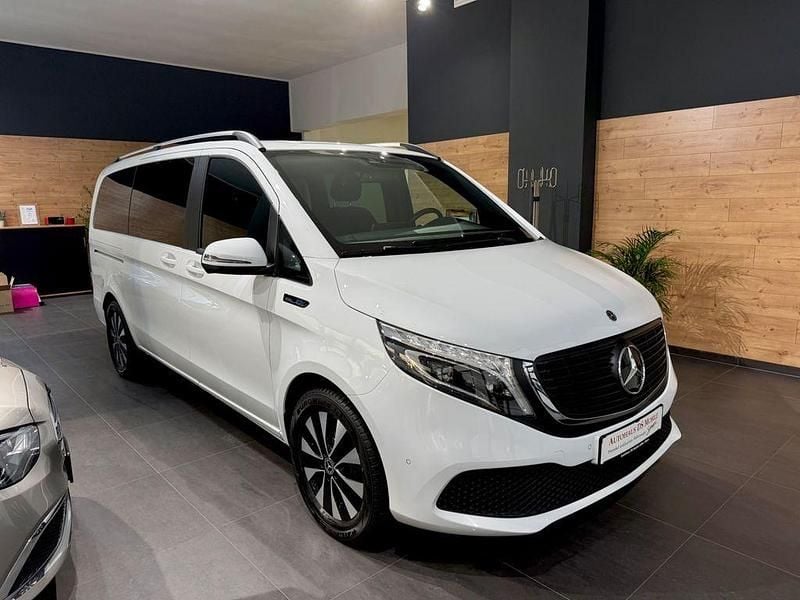Gebraucht Mercedes EQV300 150 kW (204 PS) 2021 Weiß Van / Kleinbus