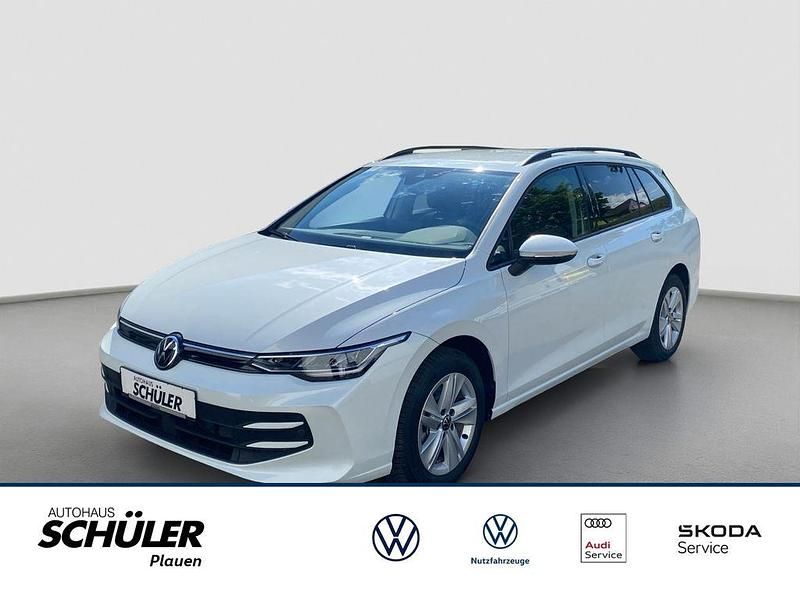 Weiß (oryxweiß perlmutteffekt) Gebraucht 2024 VW Golf VIII S Kombi | 27.585 € (Fairer Preis) - Bild 1/4