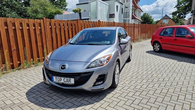 Grau Gebraucht 2009 Mazda 3 High Limousine | 6.500 € (Fairer Preis) - Bild 1/4