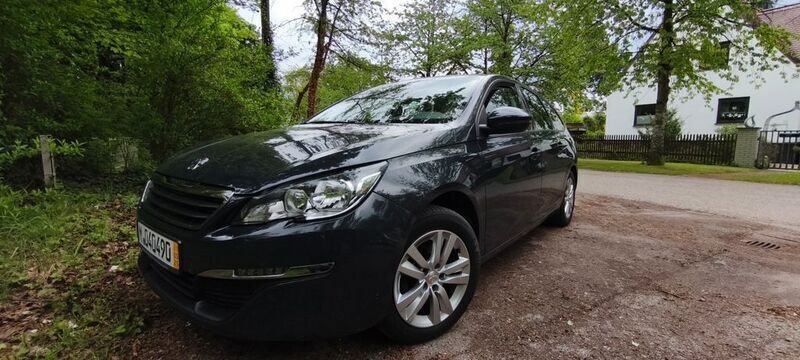 Grau Gebraucht 2016 Peugeot 308 Style Kombi | 7.950 € (Guter Preis) - Bild 1/4
