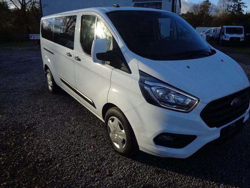 Gebraucht Ford Transit Custom 131 PS (96 kW) 2022 Frozen white Van / Kleinbus