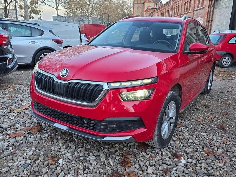 Rot Gebraucht 2023 Skoda Kamiq Style SUV | 17.255 € (Superpreis) - Bild 1/4