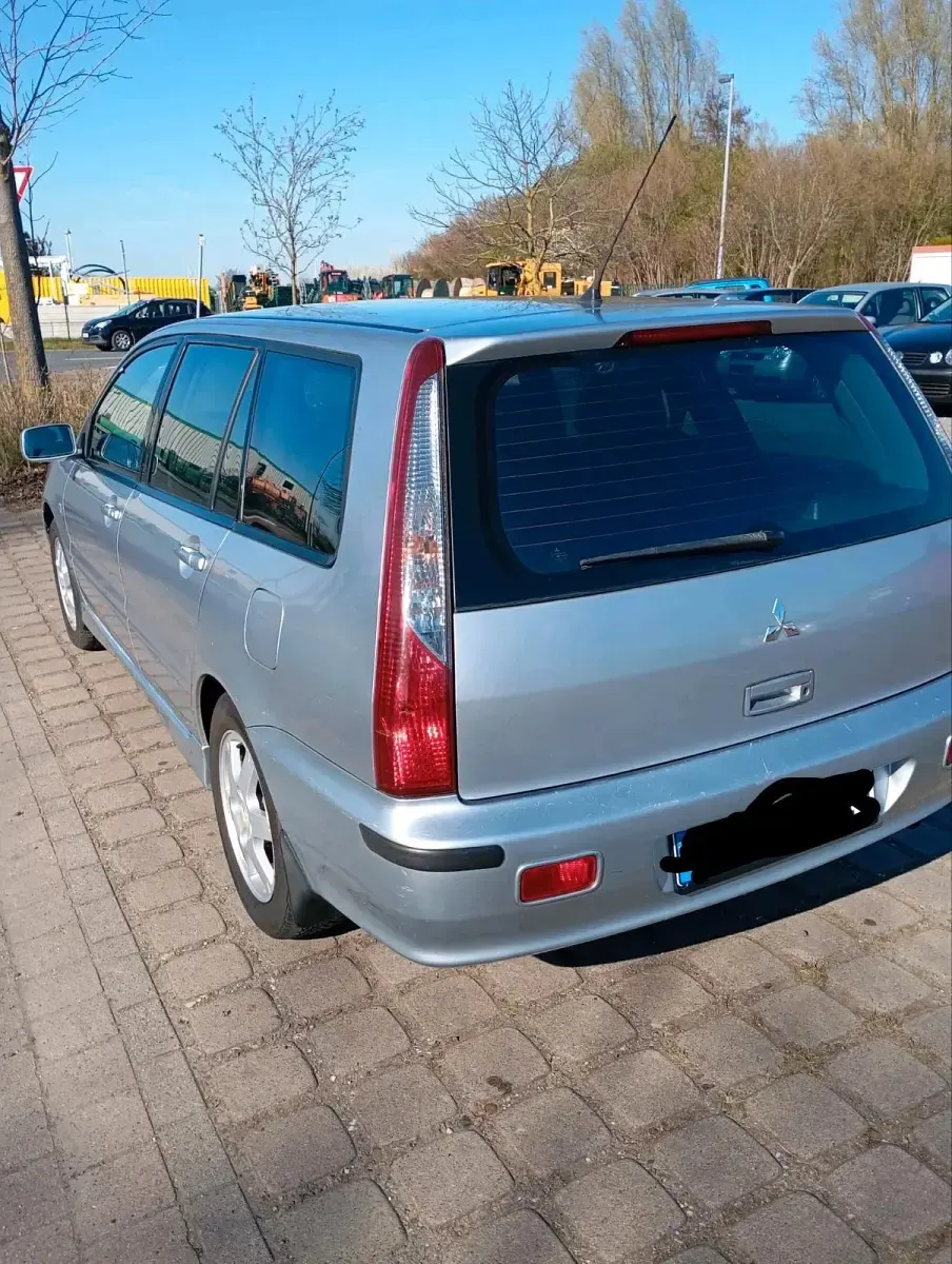 Gebraucht Mitsubishi Lancer 98 PS (72 kW) 2003 Silber Kombi