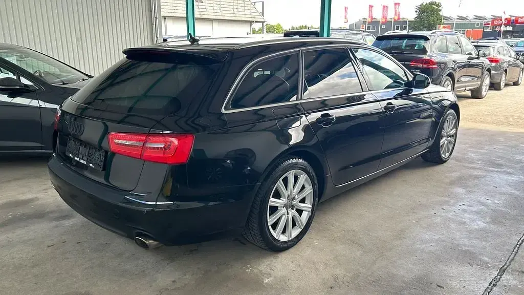 Gebraucht Audi A6 Comfort 204 PS (150 kW) 2013 Schwarz Kombi