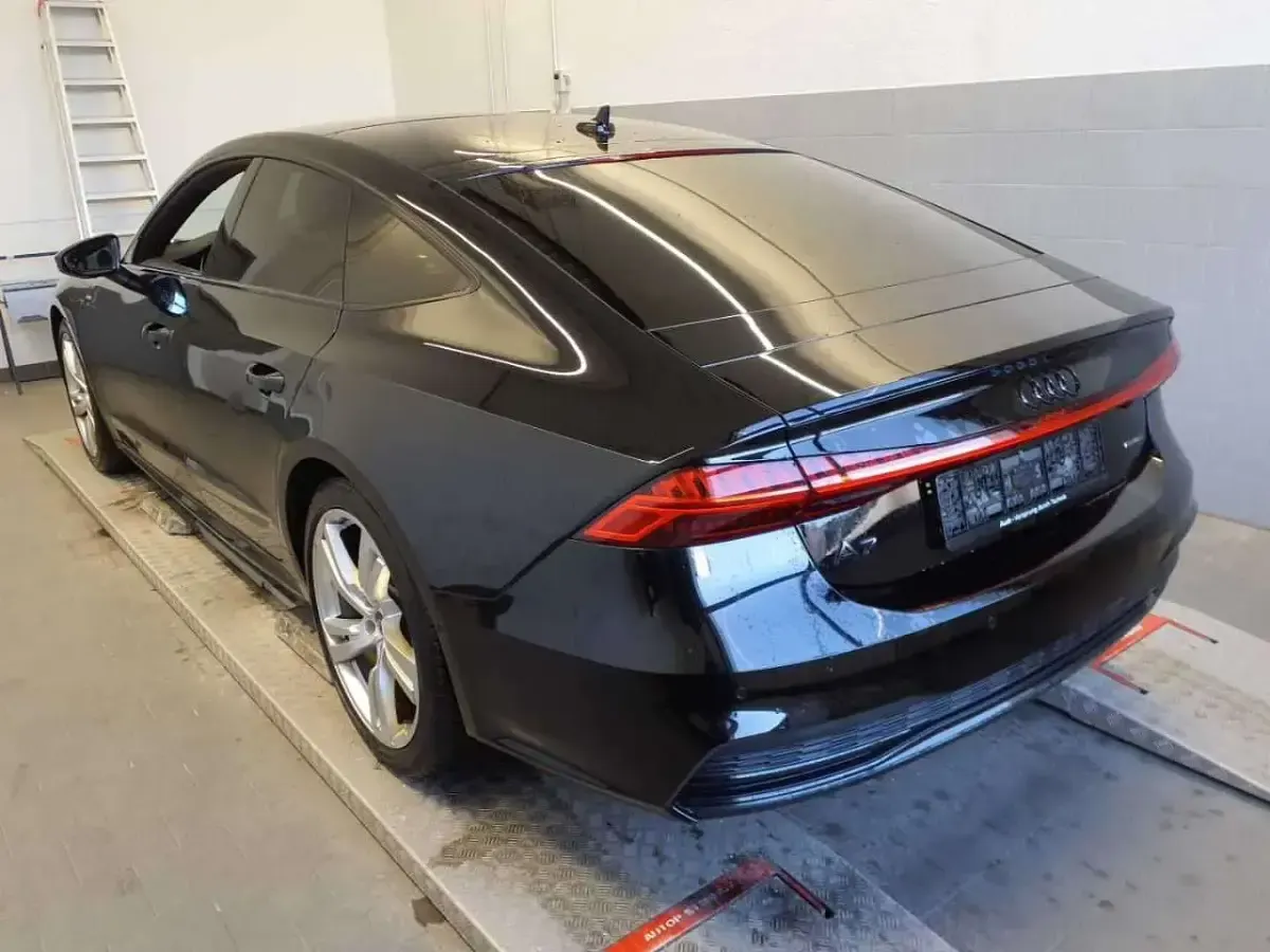 Gebraucht Audi A7 Sportback Ambiente 286 PS (210 kW) 2022 Brillantschwarz Kleinwagen