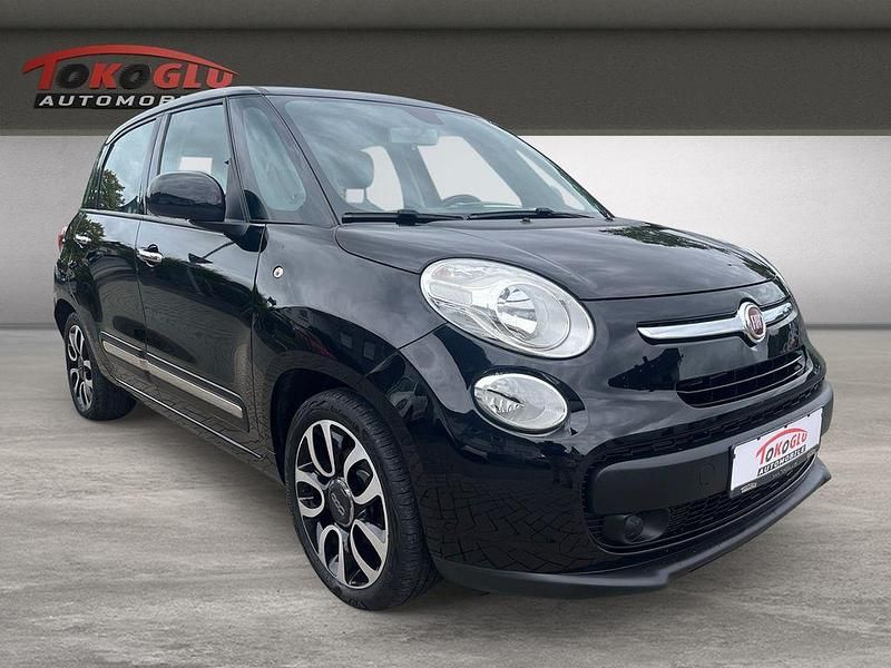 Schwarz Gebraucht 2013 Fiat 500L Pop Star Van / Kleinbus | 4.990 € (Fairer Preis) - Bild 1/4