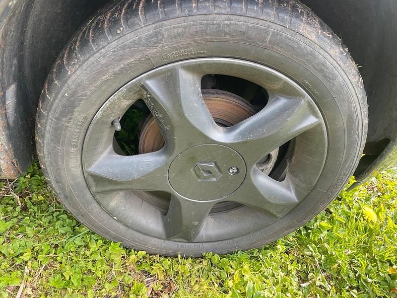 Second-hand Renault Modus 88 CP (64 kW) 2006 Maro Monovolum