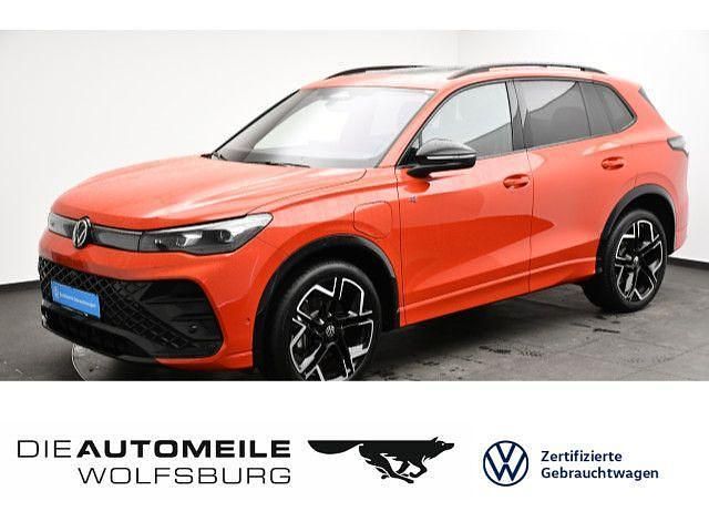 Gebraucht VW Tiguan Style 272 PS (200 kW) 2025 Persimmon red metallic SUV