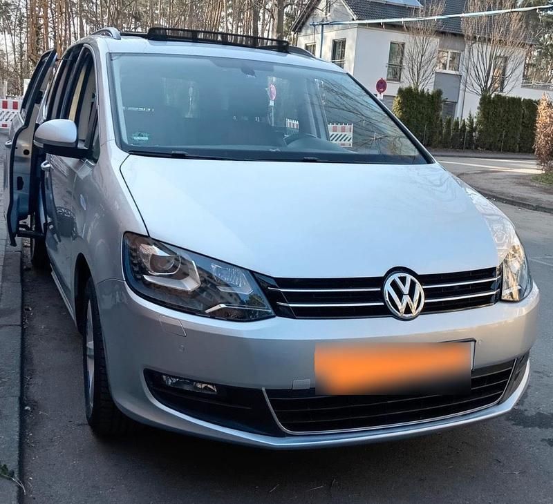 Gebraucht VW Sharan Comfortline 140 PS (102 kW) 2015 Silber Van / Kleinbus