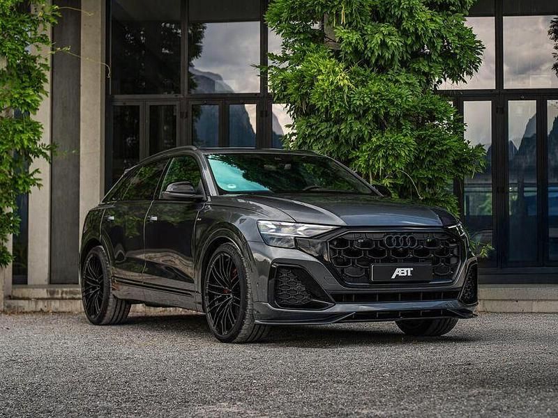 Grau Gebraucht 2025 Audi Q8 Sport SUV | 98.650 € - Bild 1/3