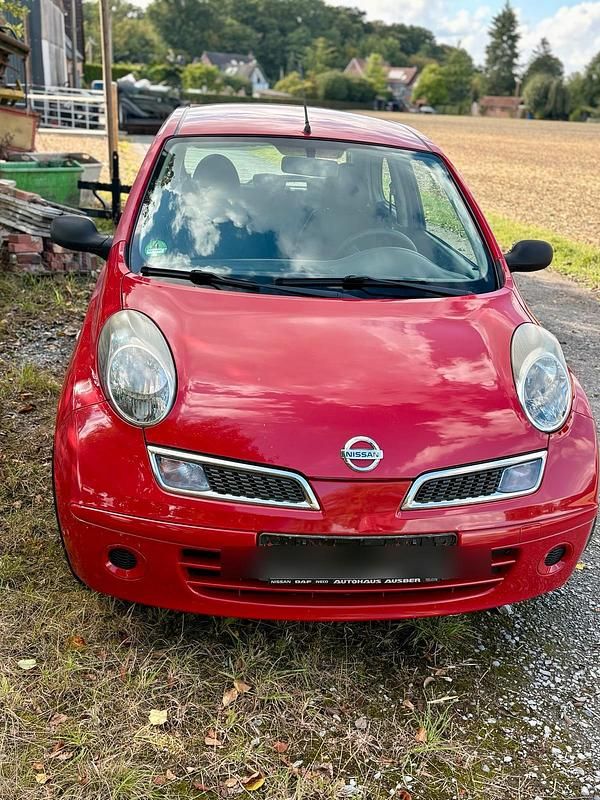 Rot Gebraucht 2009 Nissan Micra Kleinwagen | 1.888 € - Bild 1/4