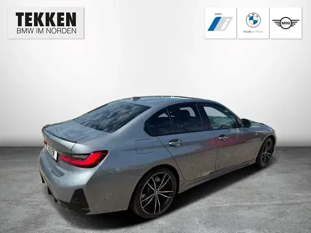 Gebraucht BMW 330 M Sport 245 PS (180 kW) 2024 Grau Limousine