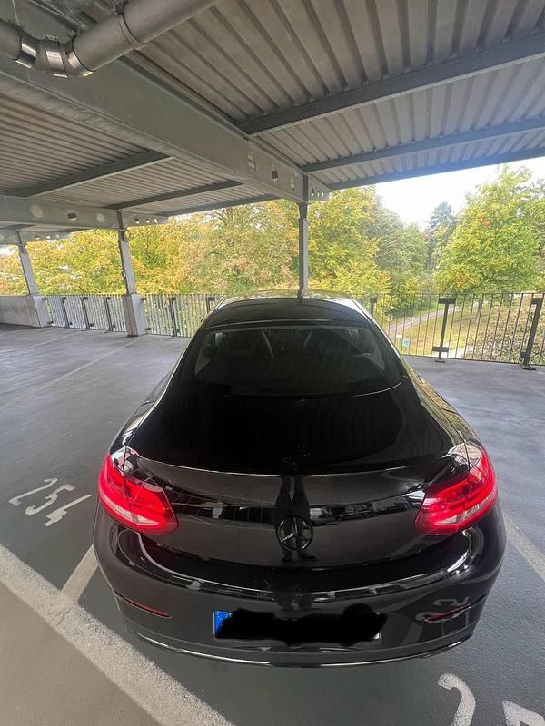 Gebraucht Mercedes C220 190 PS (139 kW) 2016 Schwarz Coupé